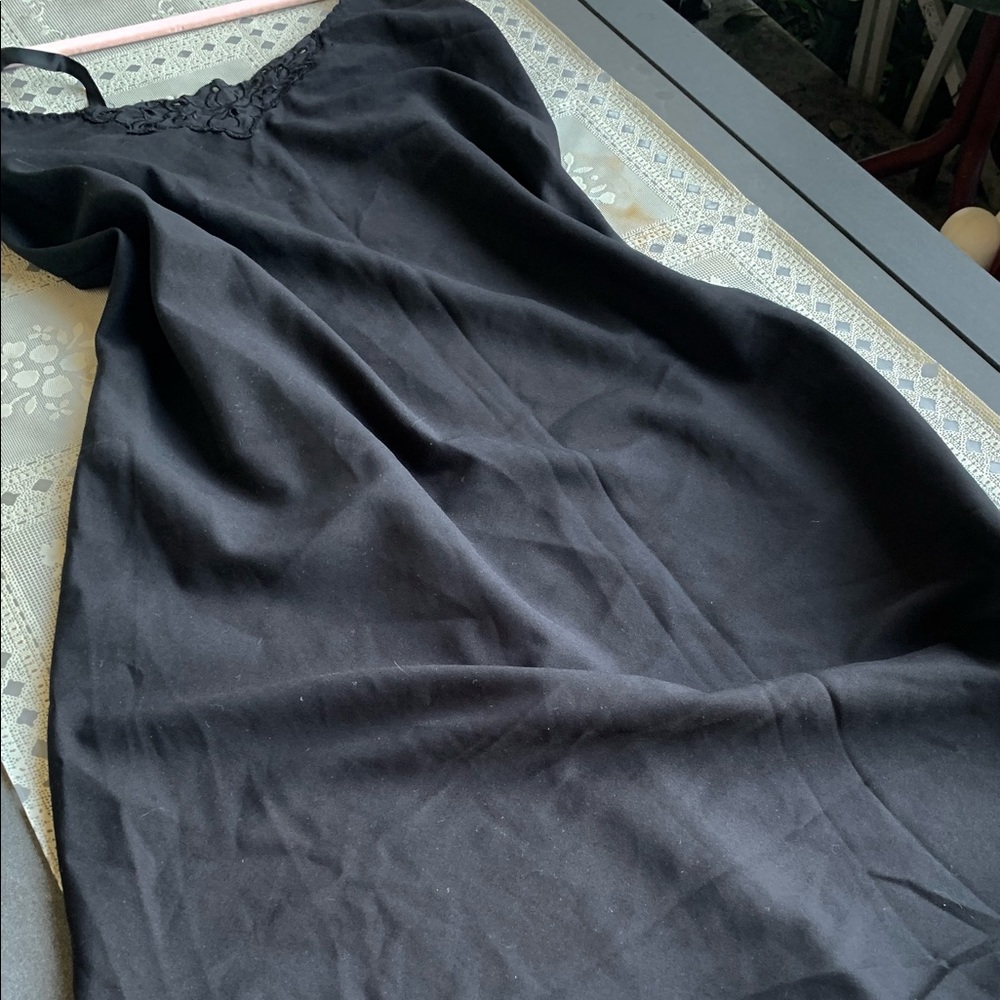 Vanity Fair Black 32 28" / 38 Women's Full Slip Nightgown Adjustable Straps